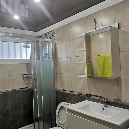 Chaparral Apartment *
